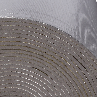 Espuma auta-adhesivo del aislamiento de calor de la construcción con el lado del papel de aluminio uno