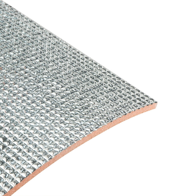 Materiales de hoja adhesivos de Xlpe del papel de aluminio de la espuma del aislamiento del conducto de la HVAC