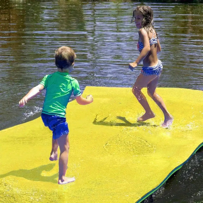 Directamente de la fábrica de agua de flotación de 3 capas espesa XPE espuma de flotación de alfombra piscina lago