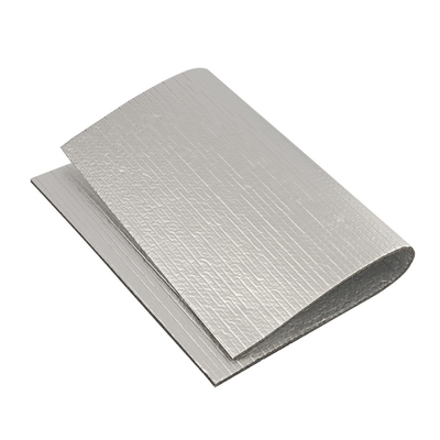 China Tamaño personalizado tubo de aislamiento ac cerrado de celda de espuma de rollo de espuma de PE blanco hoja de aluminio de papel polietileno de espuma R Valor