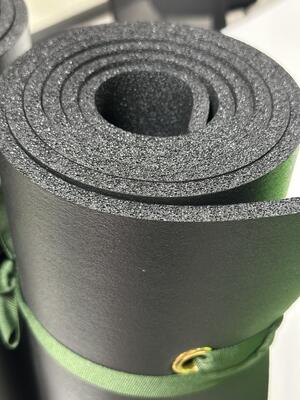 Colchón de aire ligero, impermeable y cómodo para acampar, almohadilla de aire suave y acolchada portátil con correas ajustables para el hombro, ideal para actividades al aire libre, senderismo, mochilero y viajes