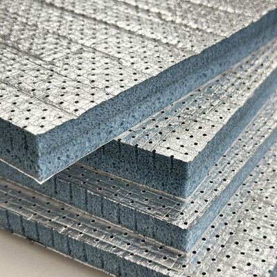 Polyolefinas de celda semi abierta PO espuma acústica con capa de papel de aluminio y respaldo adhesivo Placas de aislamiento de reducción de ruido de primera calidad resistentes al fuego y fáciles de instalar para sistemas de ventilación